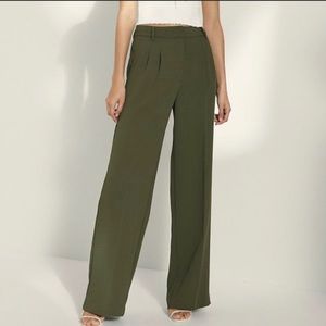 Aritzia Wilfred Effortless Pant
